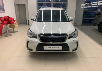Подержанный автомобиль Subaru Forester Suv 2018 года (2 фото)