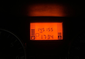 Подержанный автомобиль Renault Duster 2012 года (11 фото)