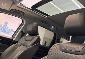 Подержанный автомобиль Exeed VX 2022 года (23 фото)