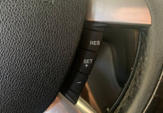 Подержанный автомобиль Ford Focus Hatchback 2008 года (20 фото)