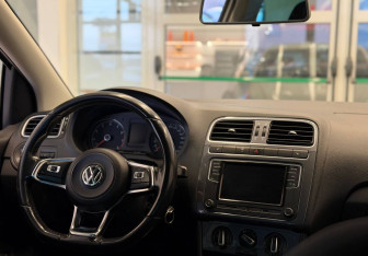 Подержанный автомобиль Volkswagen Polo Sedan 2019 года (12 фото)