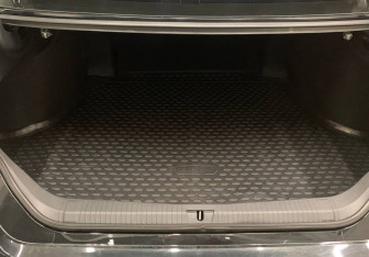 Подержанный автомобиль Toyota Avalon 2022 года (8 фото)