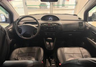 Подержанный автомобиль Hyundai Matrix 2008 года (11 фото)
