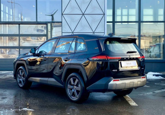 Новый Toyota RAV4 2025 (9 фото)