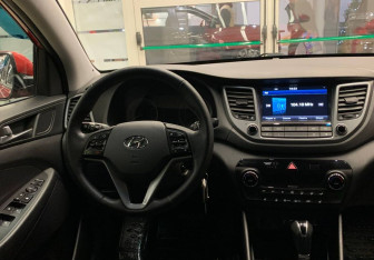 Подержанный автомобиль Hyundai Tucson 2016 года (9 фото)