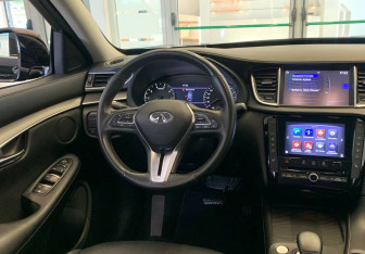 Подержанный автомобиль Infiniti QX50 2019 года (8 фото)