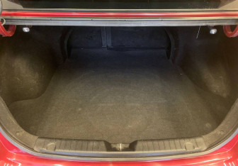 Подержанный автомобиль Hyundai Elantra Sedan 2007 года (8 фото)