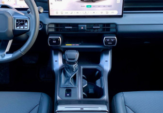 Новый Toyota RAV4 2025 (18 фото)