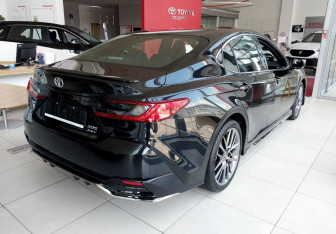 Новый Toyota Camry Sedan 2025 (3 фото)
