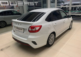Подержанный автомобиль LADA (ВАЗ) Granta Sedan 2023 года (4 фото)