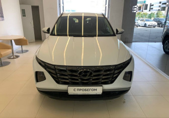 Подержанный автомобиль Hyundai Tucson 2022 года (2 фото)