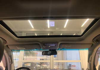 Подержанный автомобиль Toyota Land Cruiser Suv 2014 года (27 фото)