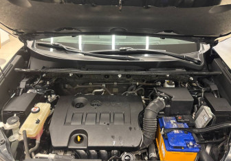 Подержанный автомобиль Toyota RAV4 2019 года (7 фото)