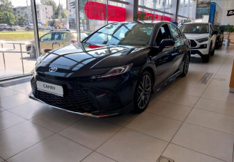 Новый Toyota Camry Sedan 2025 (2 фото)