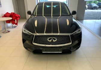 Подержанный автомобиль Infiniti QX50 2019 года (2 фото)
