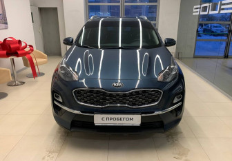 Подержанный автомобиль Kia Sportage 2018 года (2 фото)