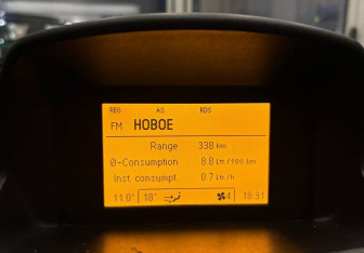 Подержанный автомобиль Opel Corsa 2010 года (22 фото)