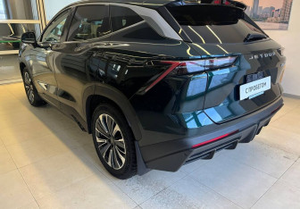 Подержанный автомобиль Jetour Dashing 2023 года (6 фото)