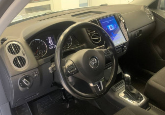 Подержанный автомобиль Volkswagen Tiguan 2012 года (9 фото)