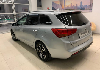 Подержанный автомобиль Kia Ceed Wagon 2018 года (5 фото)