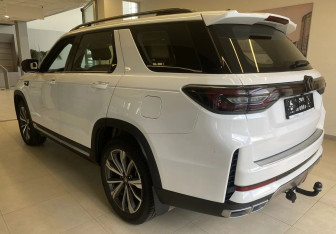 Подержанный автомобиль Changan CS95 2023 года (6 фото)