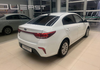 Подержанный автомобиль Kia Rio Sedan 2018 года (4 фото)