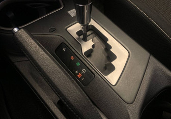 Подержанный автомобиль Toyota RAV4 2016 года (22 фото)