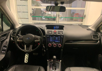 Подержанный автомобиль Subaru Forester Suv 2018 года (13 фото)