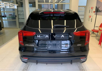 Подержанный автомобиль Haval Jolion 2024 года (5 фото)