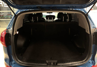 Подержанный автомобиль Kia Sportage 2012 года (7 фото)