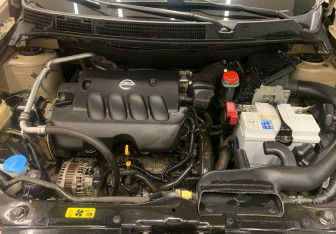 Подержанный автомобиль Nissan Qashqai+2 2010 года (7 фото)