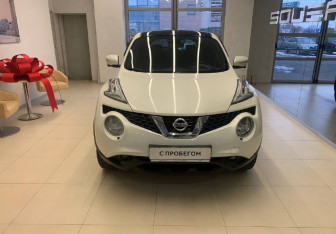 Подержанный автомобиль Nissan Juke 2018 года (2 фото)