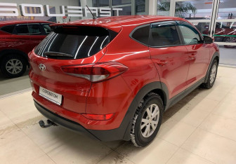 Подержанный автомобиль Hyundai Tucson 2016 года (4 фото)