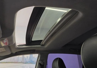 Подержанный автомобиль Toyota Venza 2014 года (15 фото)