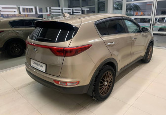 Подержанный автомобиль Kia Sportage 2017 года (4 фото)