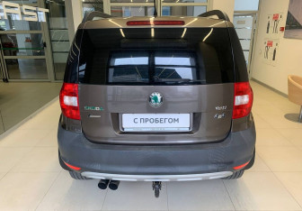 Подержанный автомобиль Skoda Yeti 2010 года (5 фото)