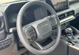 Новый Toyota Land Cruiser Suv 2025 (5 фото)