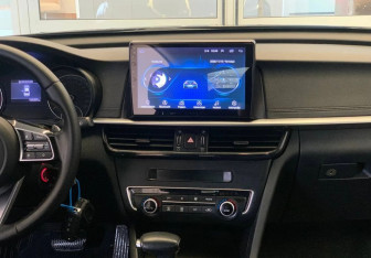 Подержанный автомобиль Kia Optima Sedan 2019 года (12 фото)