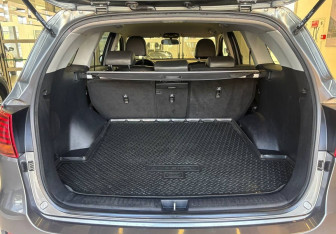 Подержанный автомобиль Kia Sorento 2018 года (8 фото)