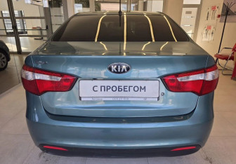 Подержанный автомобиль Kia Rio Sedan 2013 года (5 фото)