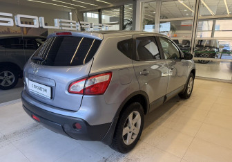 Подержанный автомобиль Nissan Qashqai 2011 года (4 фото)
