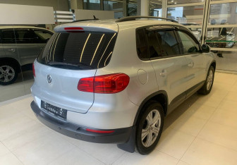 Подержанный автомобиль Volkswagen Tiguan 2012 года (4 фото)