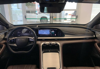 Подержанный автомобиль Exeed TXL 2024 года (11 фото)