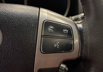 Подержанный автомобиль Toyota Land Cruiser Suv 2007 года (23 фото)