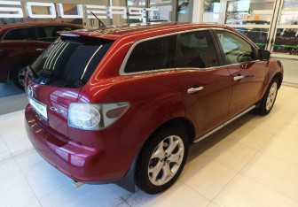 Подержанный автомобиль Mazda CX-7 2010 года (4 фото)