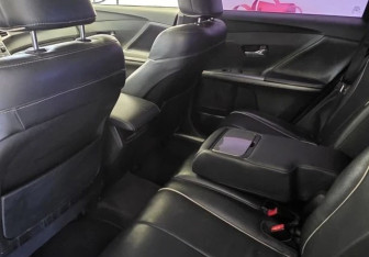 Подержанный автомобиль Toyota Venza 2014 года (9 фото)