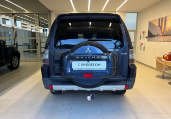 Подержанный автомобиль Mitsubishi Pajero 2007 года (5 фото)