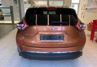 Подержанный автомобиль Nissan Murano Suv 2018 года (5 фото)