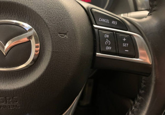 Подержанный автомобиль Mazda 6 Sedan 2015 года (20 фото)