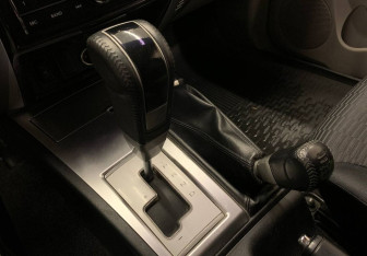 Подержанный автомобиль Mitsubishi Pajero Sport 2013 года (21 фото)